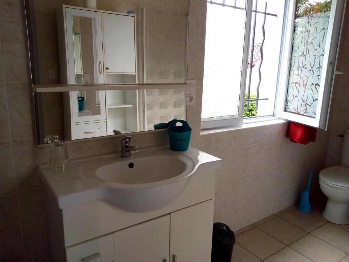 Gite Etxe Xuri Osses Bagian luar foto